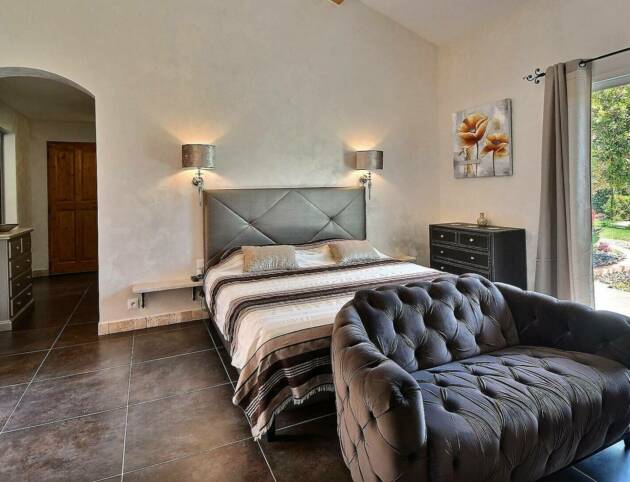 décoration d'une chambre d'hôte dans le var